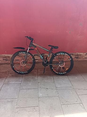 vesevetler: STORM dağ velosipedi Xüsusiyyətlər: - Gödəkçə: yüngül alaşımlı — 3