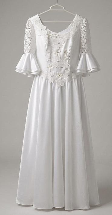 Kiraye verilir. Vintage tərzli, xüsusi naxışlı gəlinlik . Retro