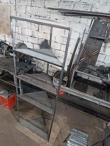 ev bitkisi: Metaldan hazırlanmış künc rəf sistemi - Material: qalın metal profil — 4