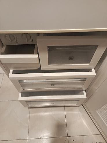 Samsung soyuducu, Classic Series (təxmini il: 2005) Ölçülər: - — 4
