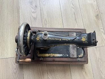 Kitablar və jurnallar: Məhsul: Singer mexaniki tikiş maşını (antik model) Xüsusiyyətlər: - — 2