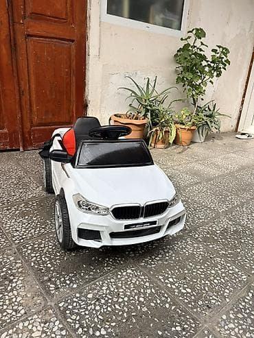 Детская одежда и обувь: Uşaq elektro maşını – ağ rəngdə, SUV tipli kuzov - 1 nəfərlik — 4