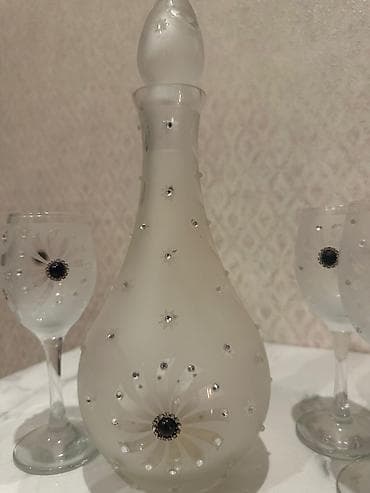 set qabları: Rəng - Ağ, Şüşə, 5, 3-dən çox l — 2