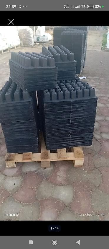 qaqa sekileri: Məhsul: Plastik fidan trayları (polietilen/polipropilen tipli — 3