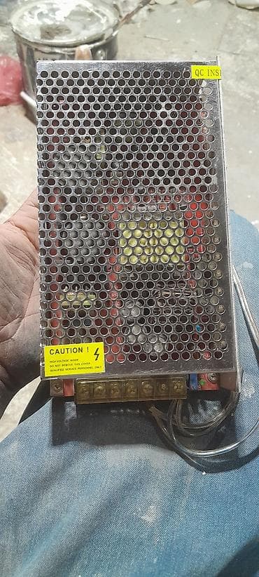 Ceres markalı 12V DC güc mənbəyi - Giriş: AC 90–250V - Güc: 200W -
