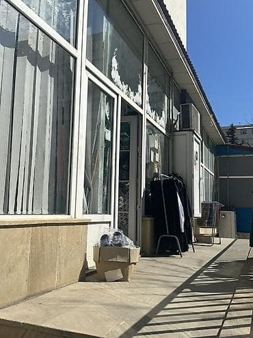 – küçəyə çıxışı olan obyekt icarəyə verilir. -- Yer: yaşayış — 2