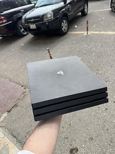 Sony PlayStation 4 Pro oyun konsolu - Model: PS4 Pro (CUH seriyası –