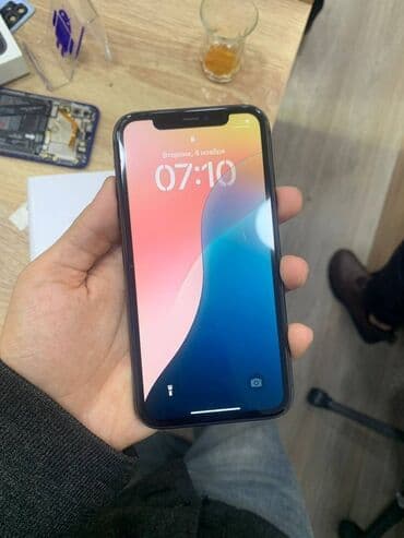 iphone 11 satis: IPhone 11, Qara, Face ID — 6