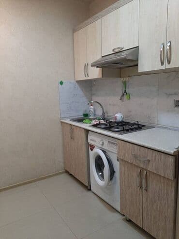 bine qesebesinde kiraye evler 2022: Nərimanov metrosuna yaxin 4 mertebeli binanın 2-ci mərtəbəsində — 4