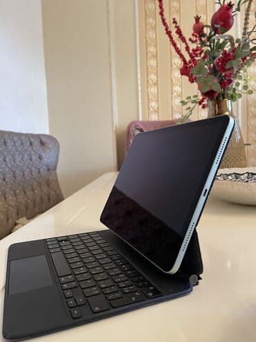 Другие планшеты: Ipad air 4 64 GB M1 Çipi Var 2-3il əvvəl dubaydan magic keyboardla — 3