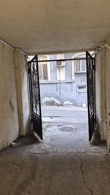 İÇERI ŞEHER Metrosuna 3 deqiqeliy mesafede tezebey Hamamin Yaninda 1 — 5