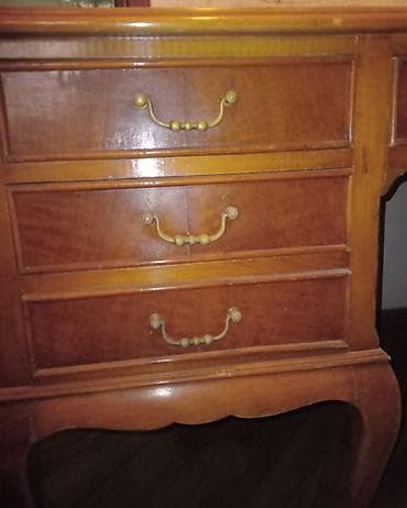 reception masa: İşlənmiş, İşçi üçün, Dördbucaq masa — 2