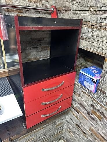 masa islenmis: Salon üçün iş stolu/dolab - Material: laminat MFD (qara-gövdə — 3