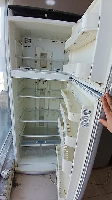 Elektronika: İşlənmiş 2 qapılı Beko Soyuducu Satılır, rəng - Ağ, Təkərli — 2