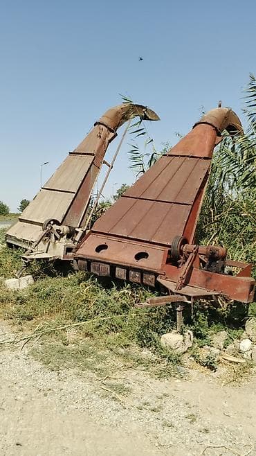 traktor yto 404: Kir satılır işlək vəziyyətdə qarğıdalı yonca silosu biçmək üçün — 1
