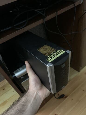 Masaüstü kompüterlər və iş stansiyaları: Salm İdeal vəzyətdədir windows 7dir dəişib 10 etmək lazımdır. Yaddaş — 11