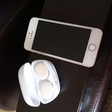 jbl dinamiki: IPhone 5s, 16 GB, Qızılı, Barmaq izi — 2