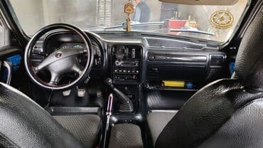təkər arası dəmir: QAZ 31105 Volga: 2.4 l | 2004 il 200000 km Sedan — 3