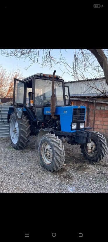 диски на внедорожники: Belarus 82.1 traktor - Rəng: mavi - 4x4 (ön dartı) konstruksiyası - — 6