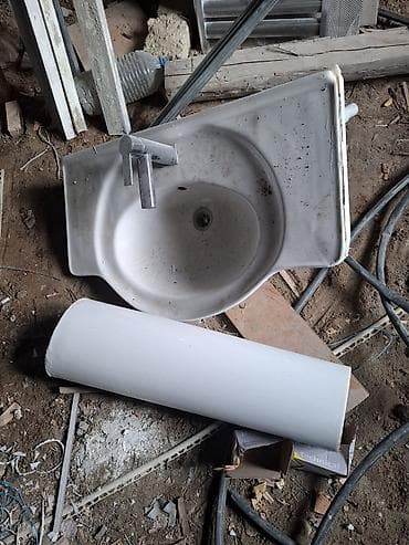 ucuz dik: - Lavabo dəsti: divara quraşdırılan keramik əl-üz yuma qabı və sütun — 1