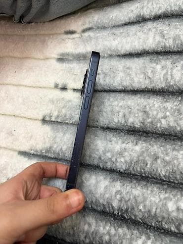 ucuz telefonlar iphone: IPhone 12, 128 GB, Qara — 6