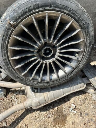 təkəri: Б/у Колесо BMW 245 / R 18, 5 Болтов — 1