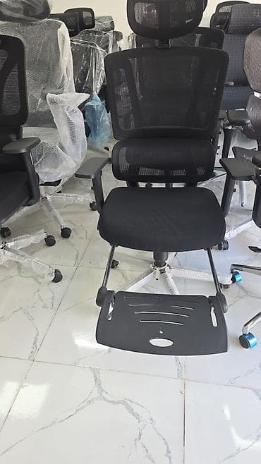 komputer setup: Təkərli, Qolları tənzimlənir — 1