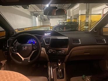 07 sekilleri 2023: Honda Civic: 1.5 l | 2014 il Sedan — 3