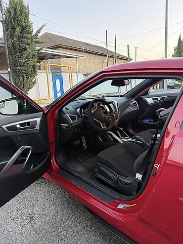 byd destroyer 05: Hyundai Veloster: 1.6 l | 2017 il Hetçbek — 4
