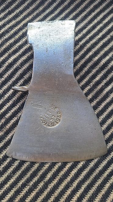 Işlənmiş balta