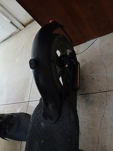 iş forma: Elektirik Sukuter Satilir tecili qiymet sondu sag sol işiglari var — 2