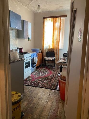 1 otaqli kohnə tikili evlər satilir kohnə binada en ucuz menzilər kub az: Джейранбатан, 3 комнаты, Вторичка, 78 м² — 10