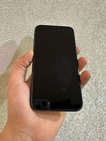 5s iphone: IPhone 11, Qara — 1