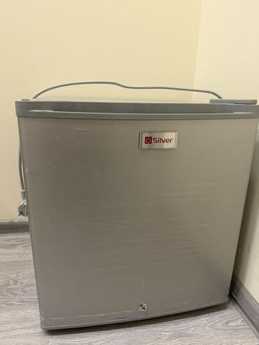 Мясорубки: Мини Холодильник Продажа, цвет - Серебристый — 1