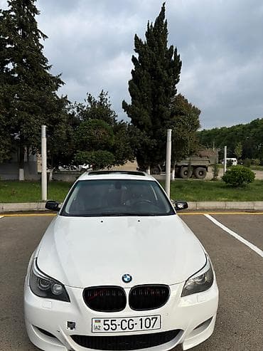 BMW 5 Series (E60) sedan – ağ rəng, M paketli görünüş - Kuzov: 4