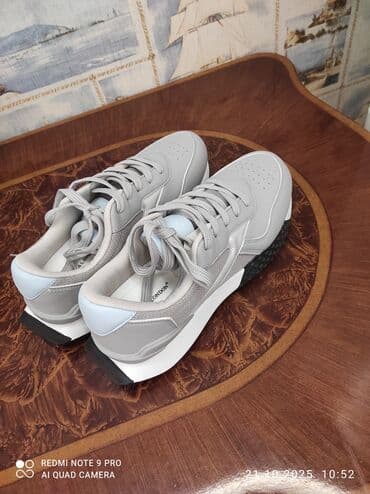 asics onitsuka tiger qadın krossovkaları: Ölçü: 40, rəng - Boz, Yeni — 1