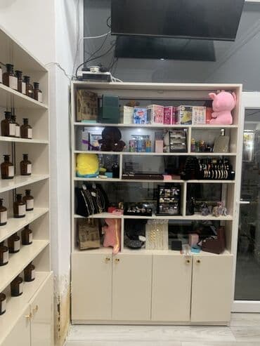 Opel: Parfüm mağazası üçün hazır vitrin və mebel dəsti Her bir ref — 6