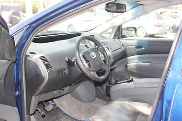 yeşka satışı: 🚗 Toyota Prius 20 (2008) Satılır 💰 Qiymət: 12 000 AZN 🌟 Ümumi məlumat — 5