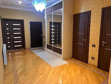 Mənzillər: 3 otaqlı, Yeni tikili, m. 28 may, 155 kv. m — 3
