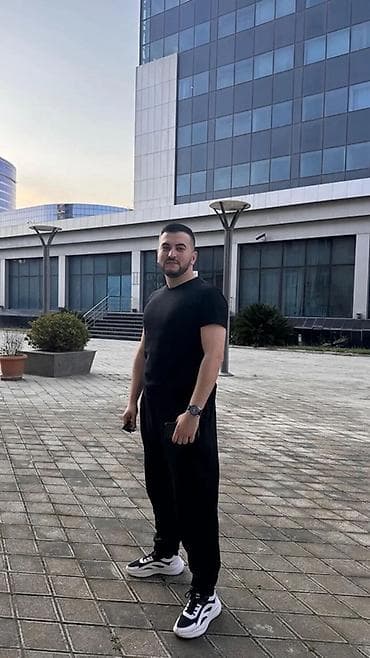evler kiraye: Salam ozume kiraye ev axtariram 25 yasim var tek siqaret cekirem — 3
