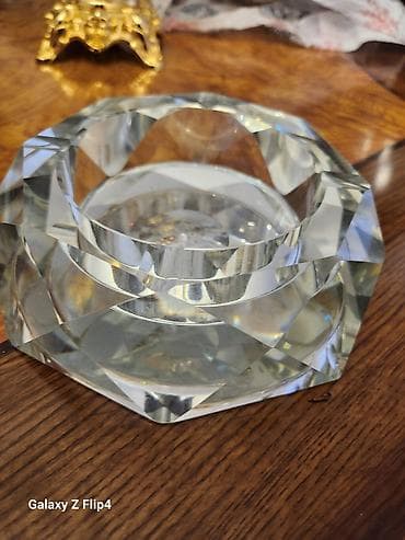 Süni güllər: Kristal külqabı - Material: büllur/kristal şüşə - Forma: çoxüzlü — 3