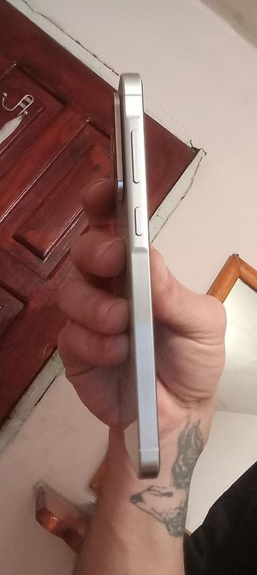 5 samsung olar: Samsung Galaxy A56, 256 GB, rəng - Gümüşü — 3