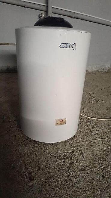 Ariston(80 litr) Xüsusiyyətlər: - Silindrik gövdə, ağ rəng - Üst