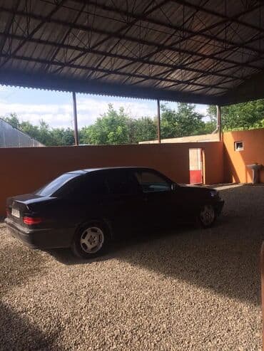 maşın qoşqu: Mercedes-Benz 280: 2.8 l | 1994 il Sedan — 4