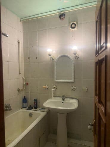 Долгосрочная аренда квартир: Xalqlar da metroya yaxın məsafədə 3otaqli menzile xanım otaq yoldaşı — 9