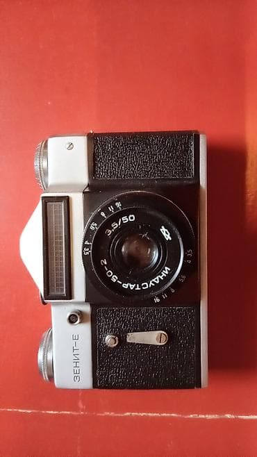 ucuz notebook: Zenit-E 35mm SLR plyonkali fotoaparat + orijinal dərili futlyar və — 2