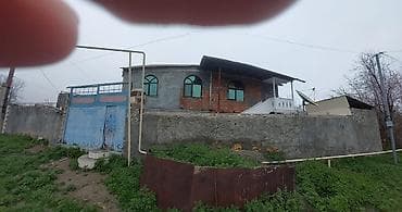 Satılır: həyətyanı sahəsi olan fərdi yaşayış evi - Tikili: 2