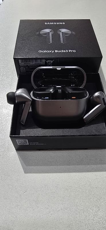 Qulaqcıqlar: Samsung Galaxy Buds3 Pro qulaqlıq Xüsusiyyətlər: - Aktiv səsboğma — 1
