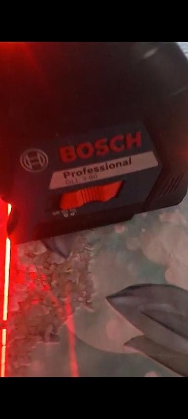 Yeni Lazer nivelir Bosch, Dəqiq ölçən, Ünvandan götürmə, Kredit yoxdur — 10