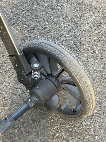 kidilo коляска 3 в 1: Çıxarıla bilən beşikli araba, İşlənmiş, Cins: Oğlan, Yaş: 18-24 ay, Ünvandan götürmə — 3